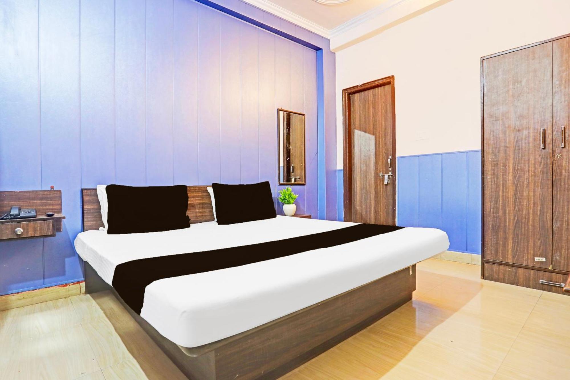 Hotel O Arvi Guest House Bénarès Extérieur photo